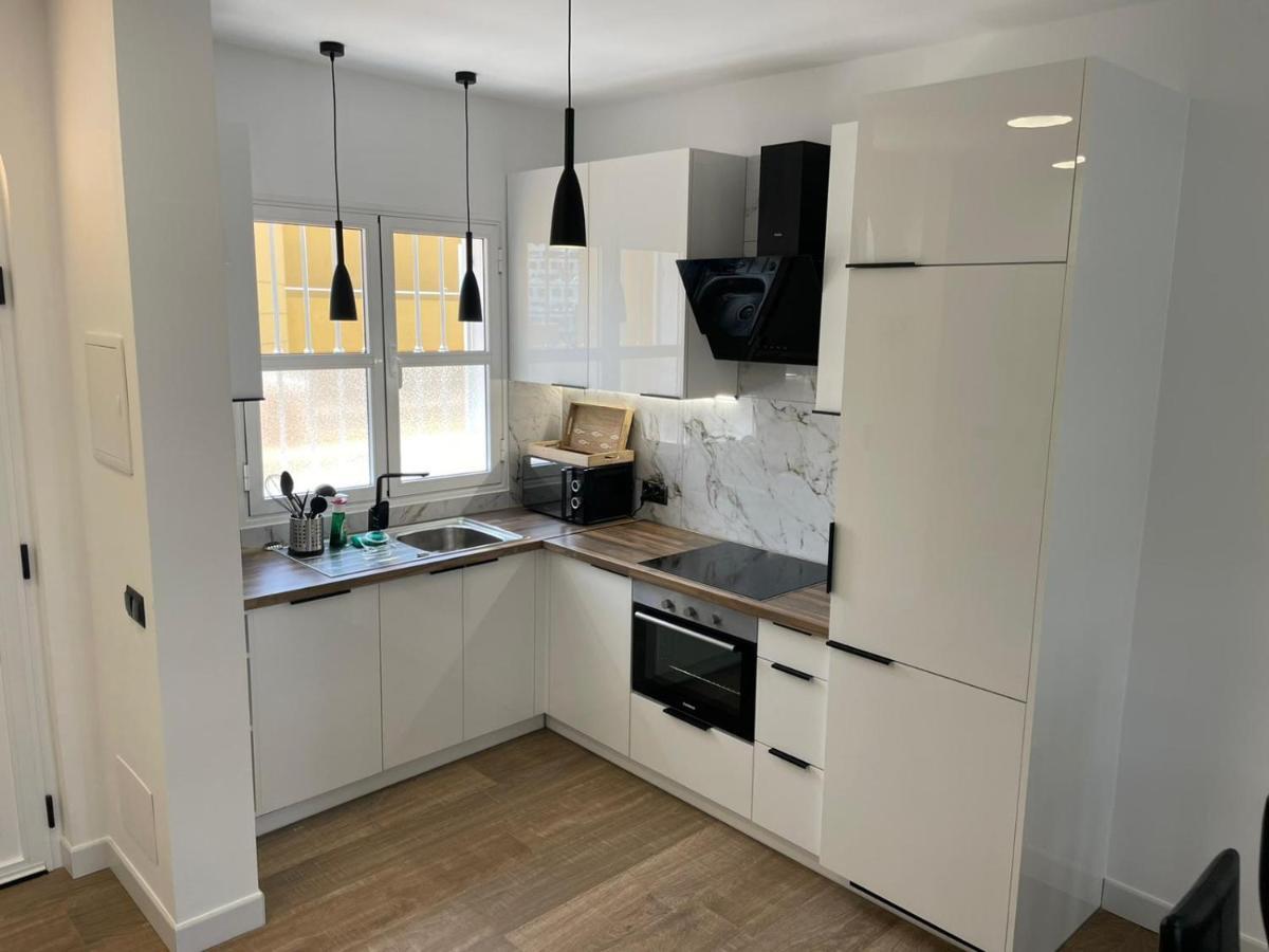 Apartment Aleksandra Orlando Адехе Екстериор снимка