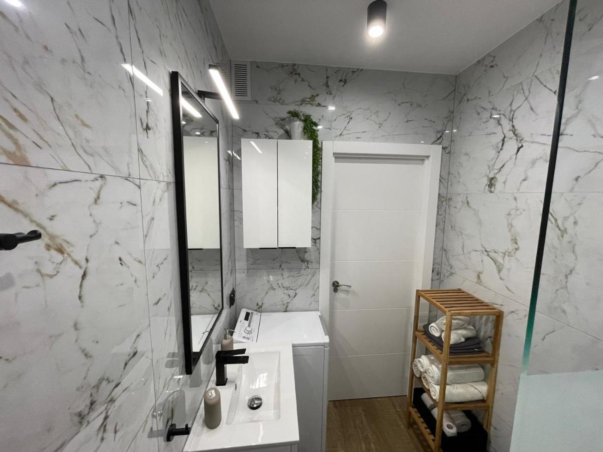 Apartment Aleksandra Orlando Адехе Екстериор снимка