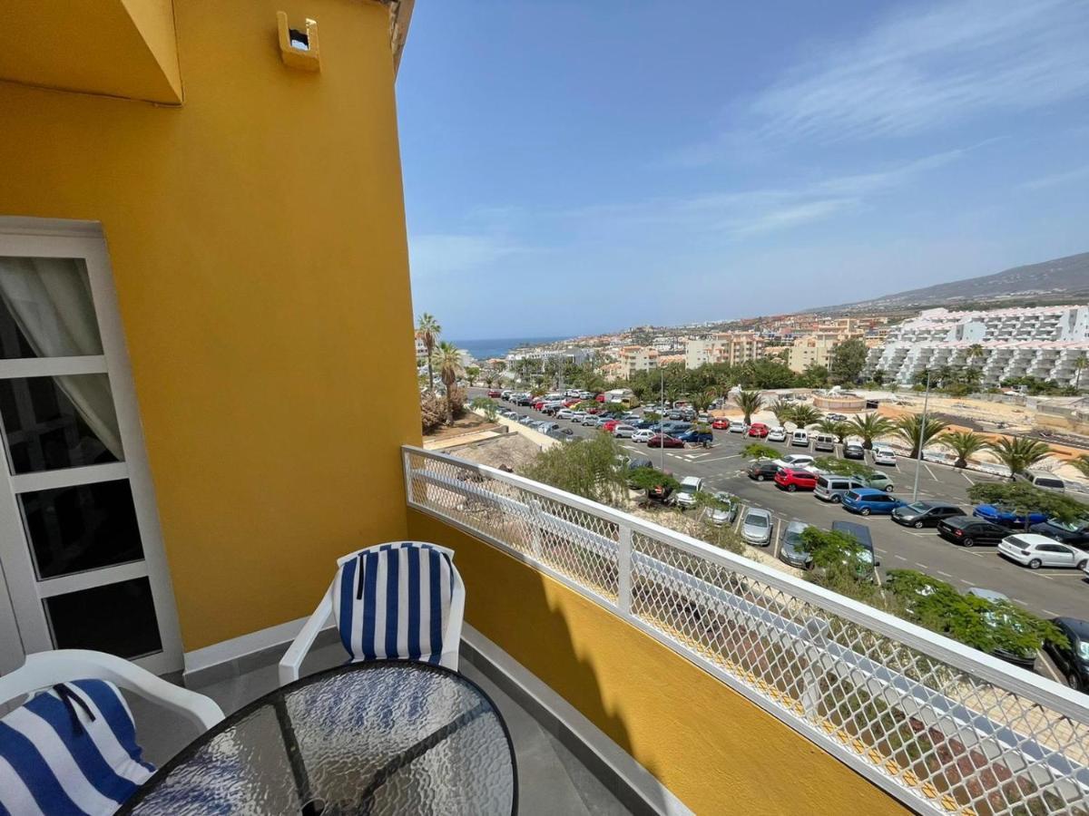 Apartment Aleksandra Orlando Адехе Екстериор снимка