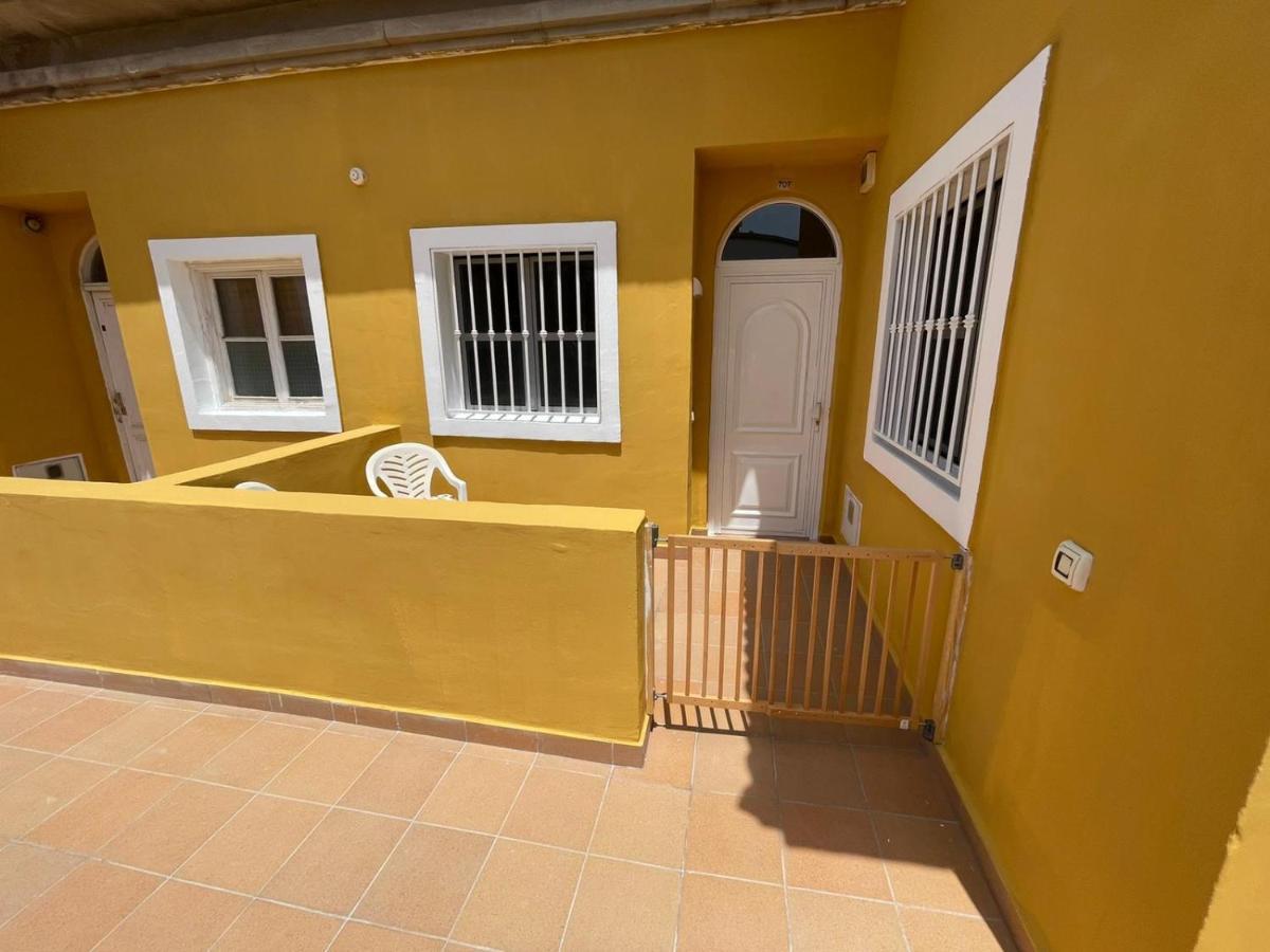 Apartment Aleksandra Orlando Адехе Екстериор снимка